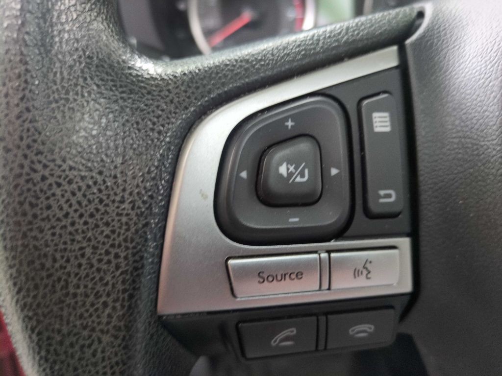 2017 Subaru Forester Image 17