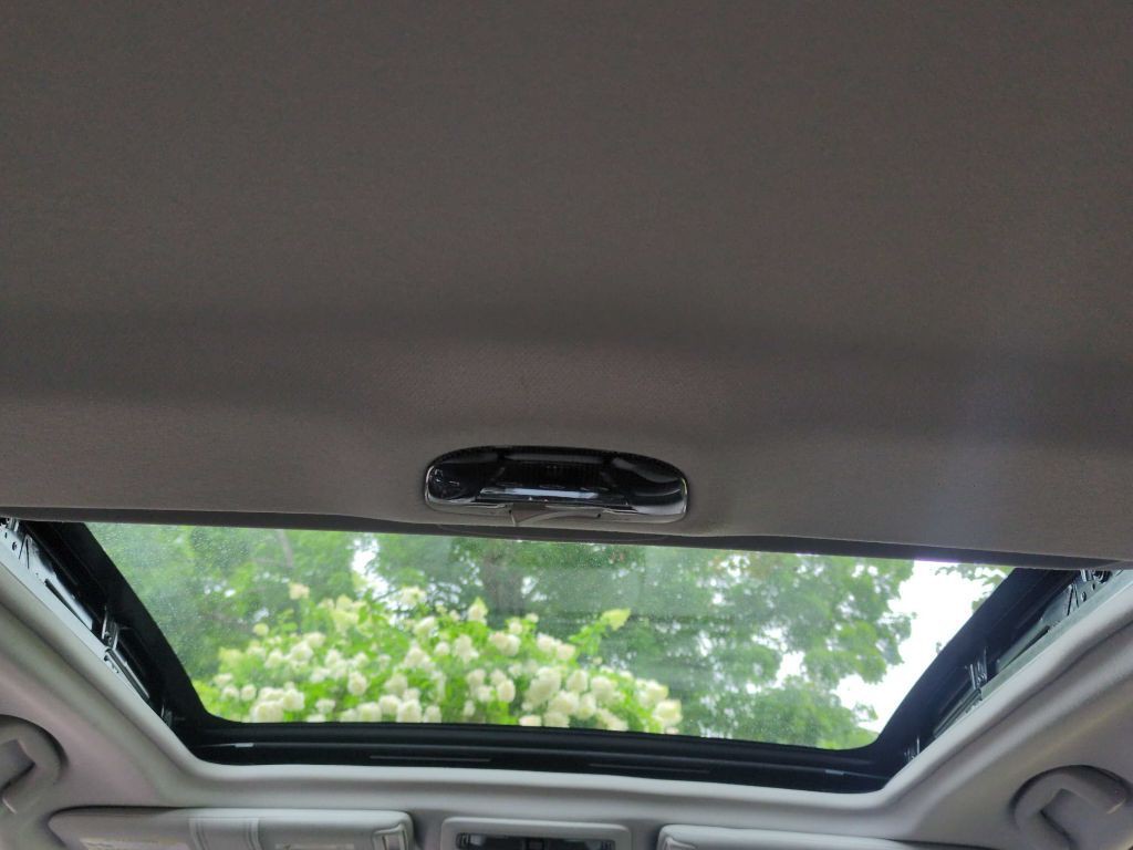 2017 Subaru Forester Image 34