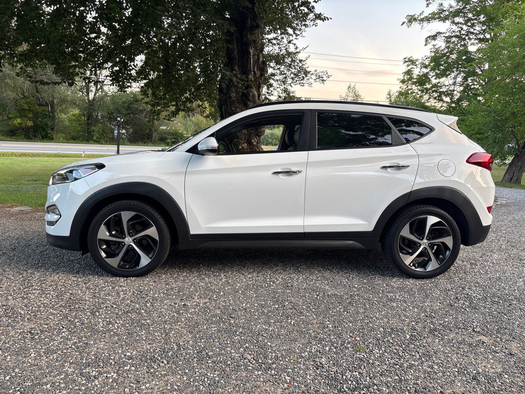2016 Hyundai Tucson Image 4