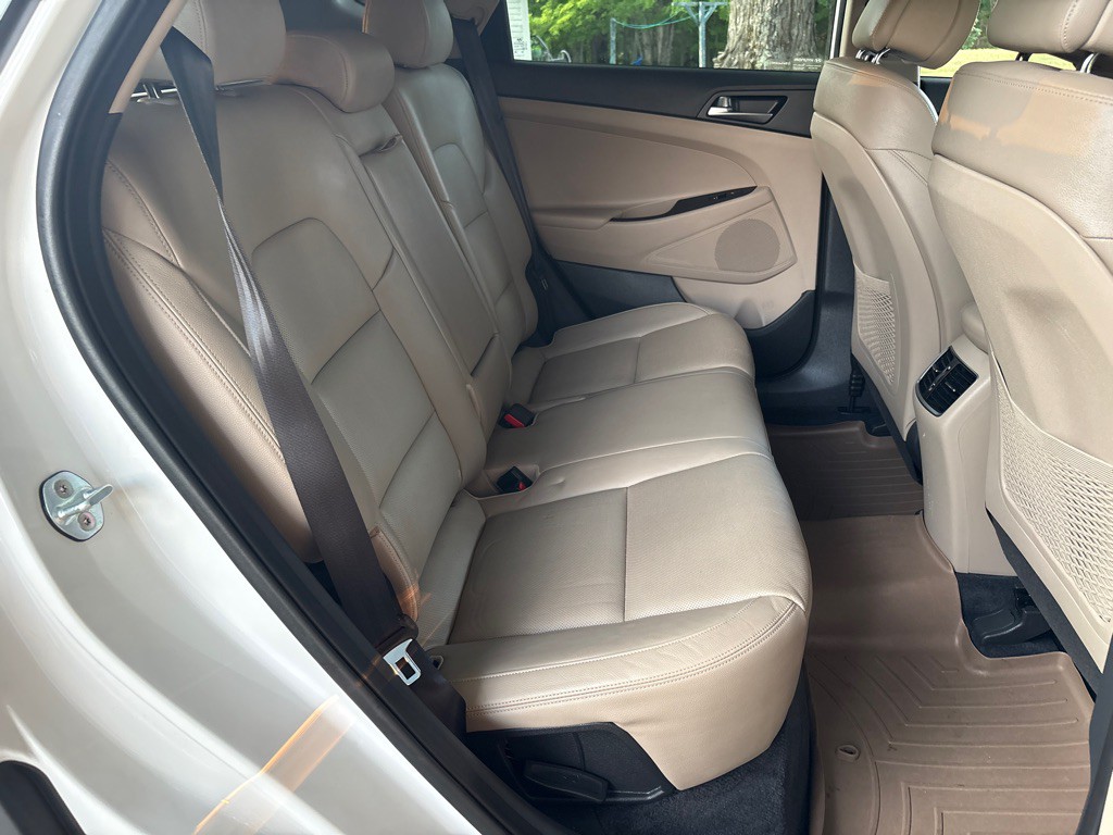 2016 Hyundai Tucson Image 15