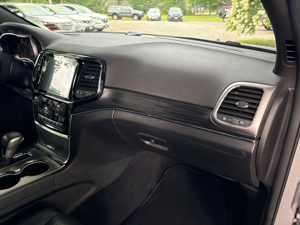 2019 Jeep Grand Cherokee Image 17
