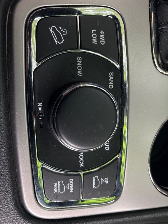 2019 Jeep Grand Cherokee Image 24