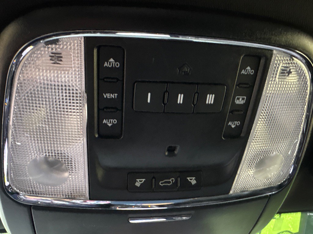 2019 Jeep Grand Cherokee Image 27