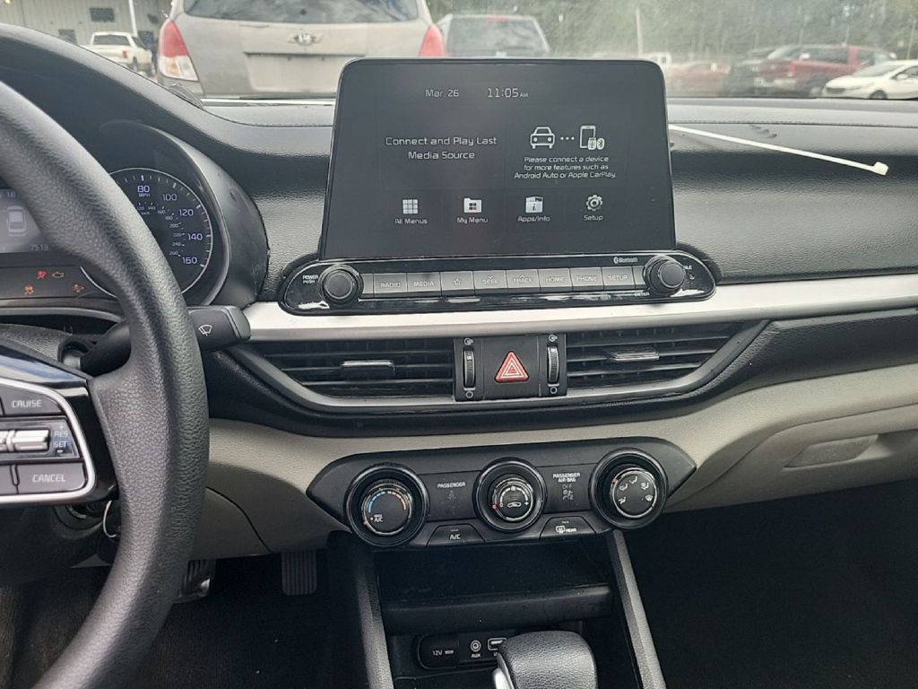 2021 Kia Forte Image 3