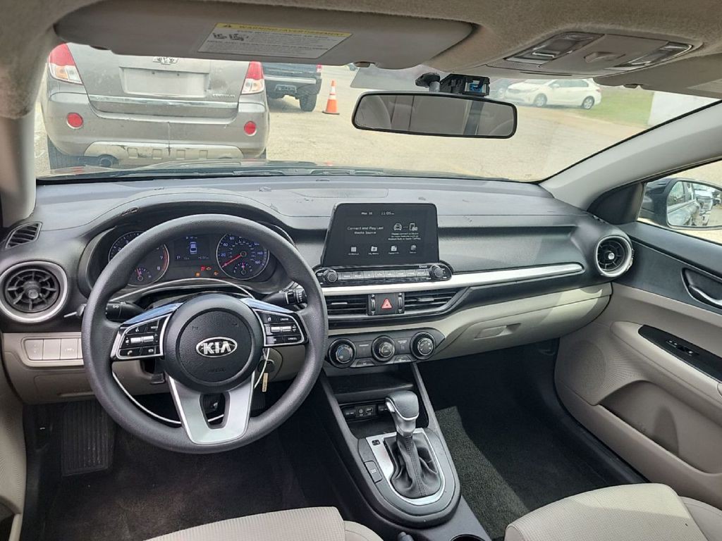 2021 Kia Forte Image 6