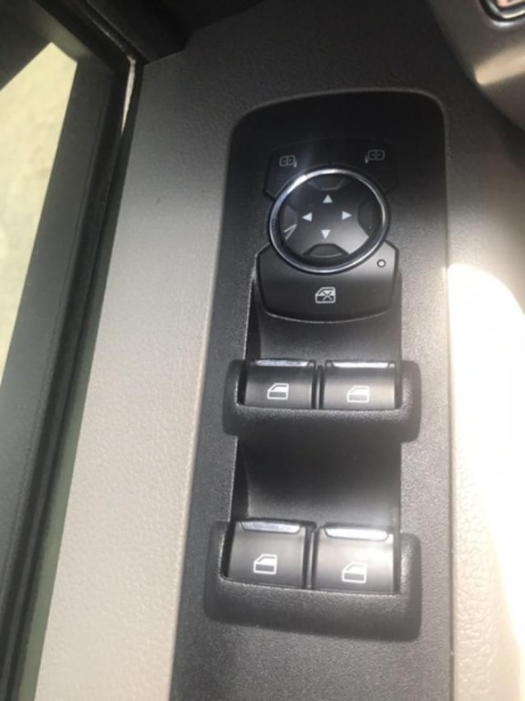 2016 Ford F-150 Image 9