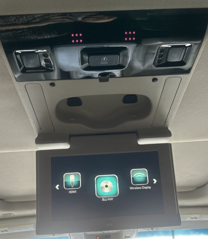 2018 GMC Yukon Image 13