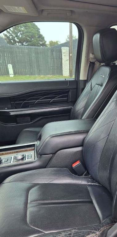 2018 Ford Expedition Image 3