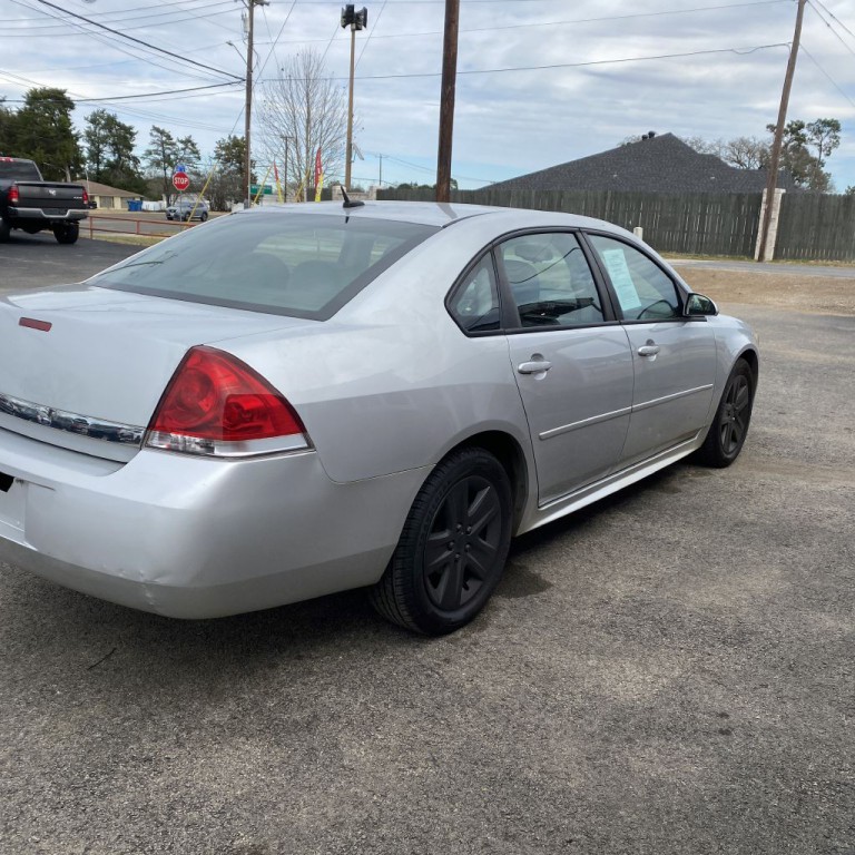 2011 Chevrolet Impala Image 5