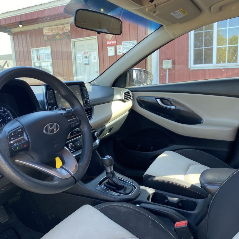 2018 Hyundai Elantra Image 12