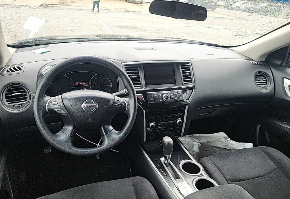 2014 Nissan Pathfinder Image 3