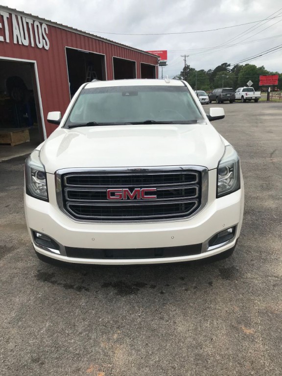 2015 GMC Yukon Image 2