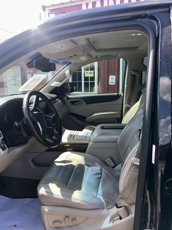 2015 GMC Yukon Image 3