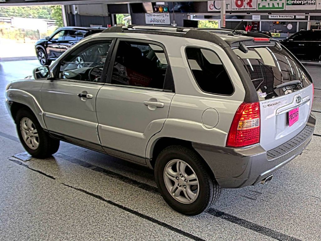 2008 Kia Sportage Image 2