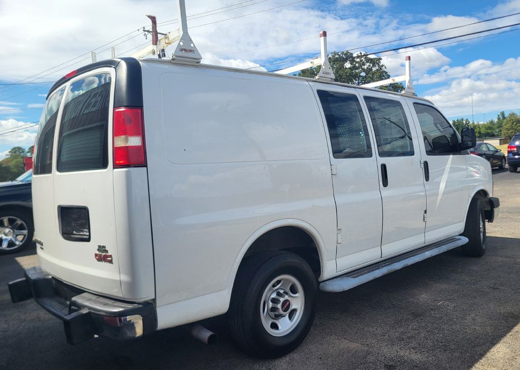 2016 GMC Savana Image 7