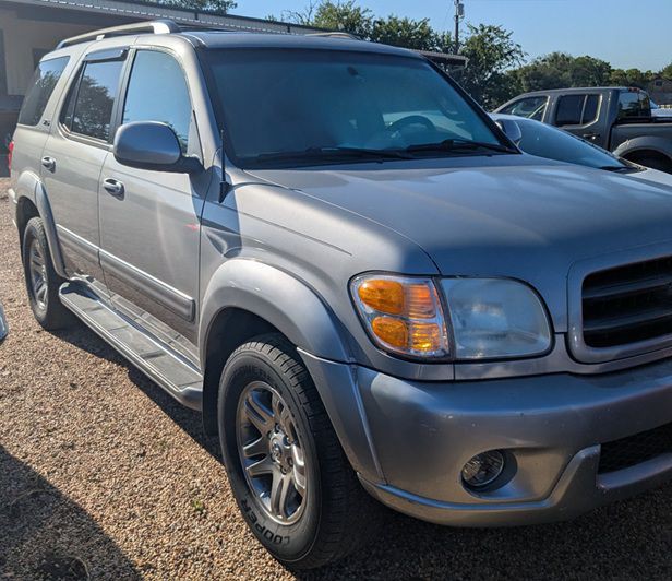 2004 Toyota Sequoia SR5