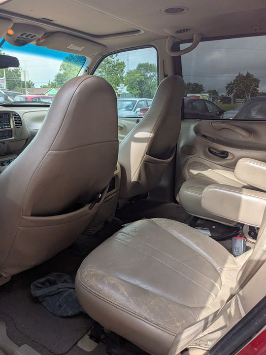 2000 Ford Expedition Image 3