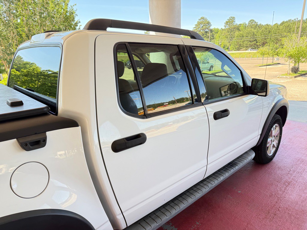 2007 Ford Explorer Image 7