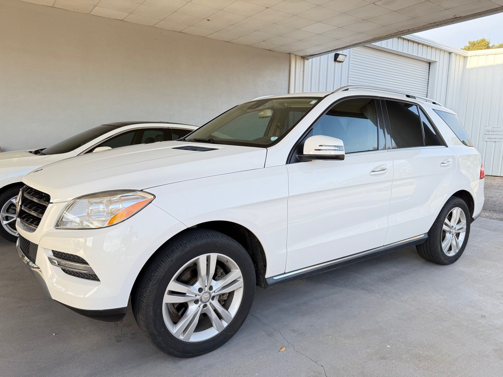 2015 Mercedes-Benz M-Class Image 3