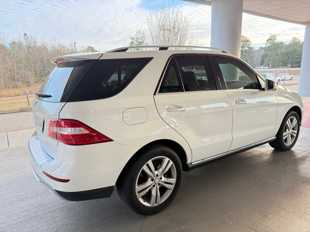 2015 Mercedes-Benz M-Class Image 6