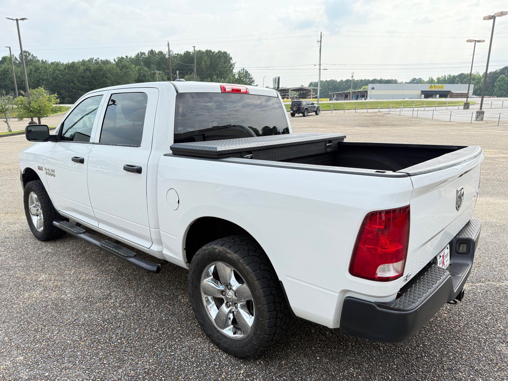 2016 RAM 1500 Image 6