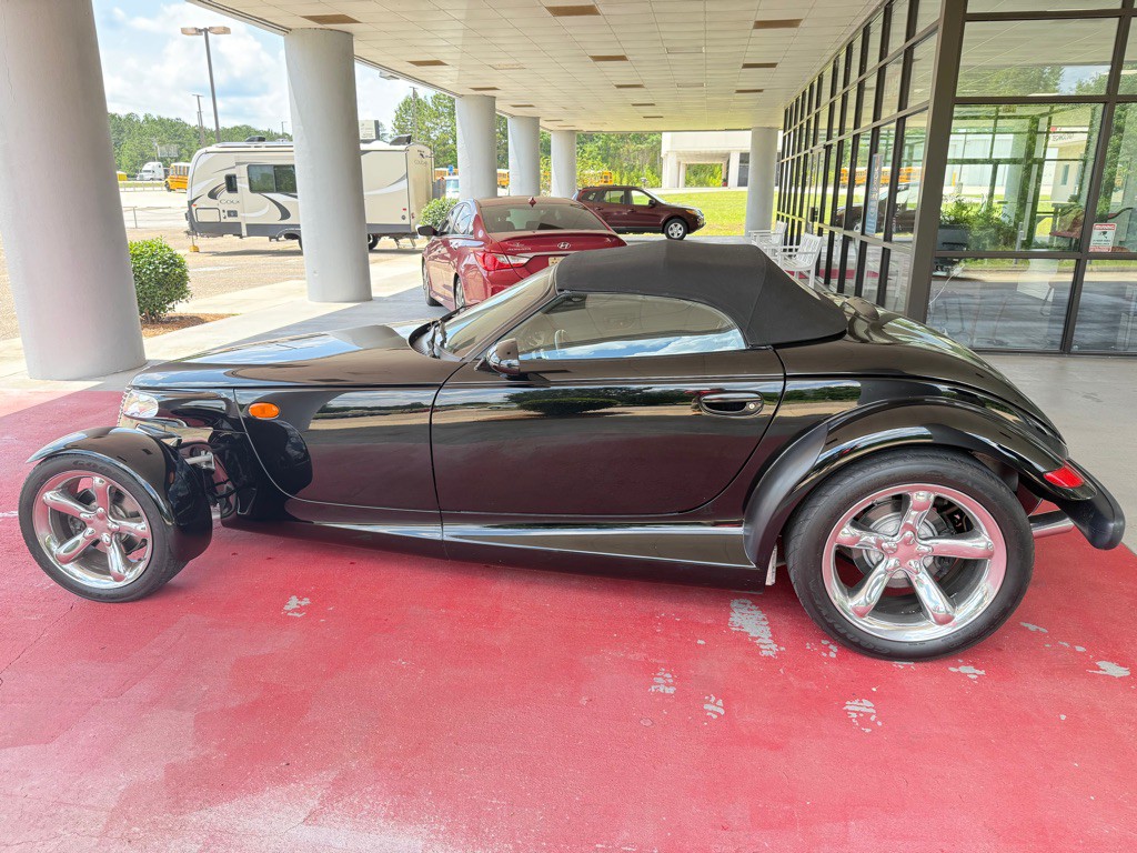 2000 Plymouth Prowler Image 12