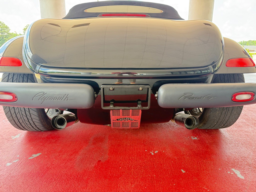 2000 Plymouth Prowler Image 15