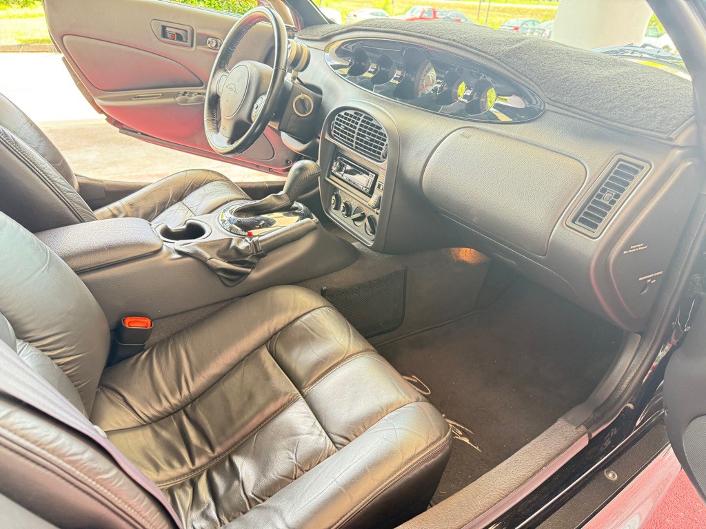 2000 Plymouth Prowler Image 18