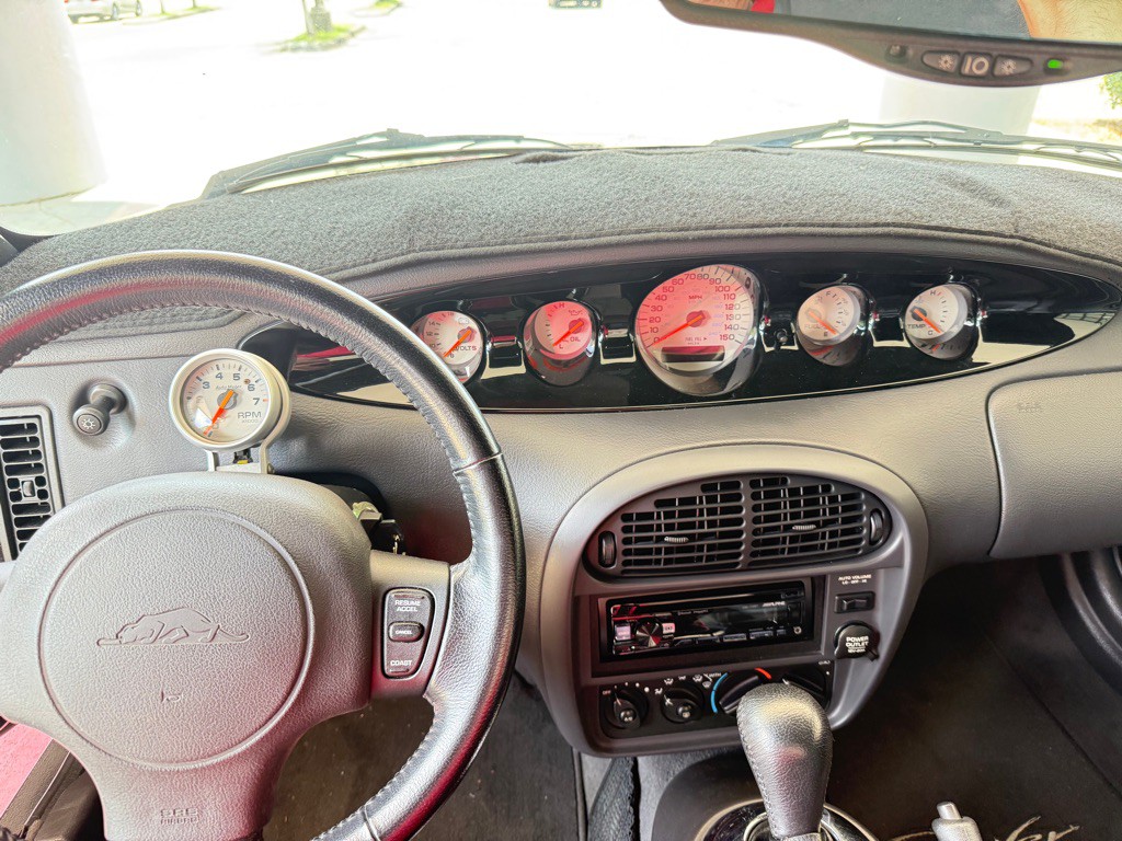 2000 Plymouth Prowler Image 21