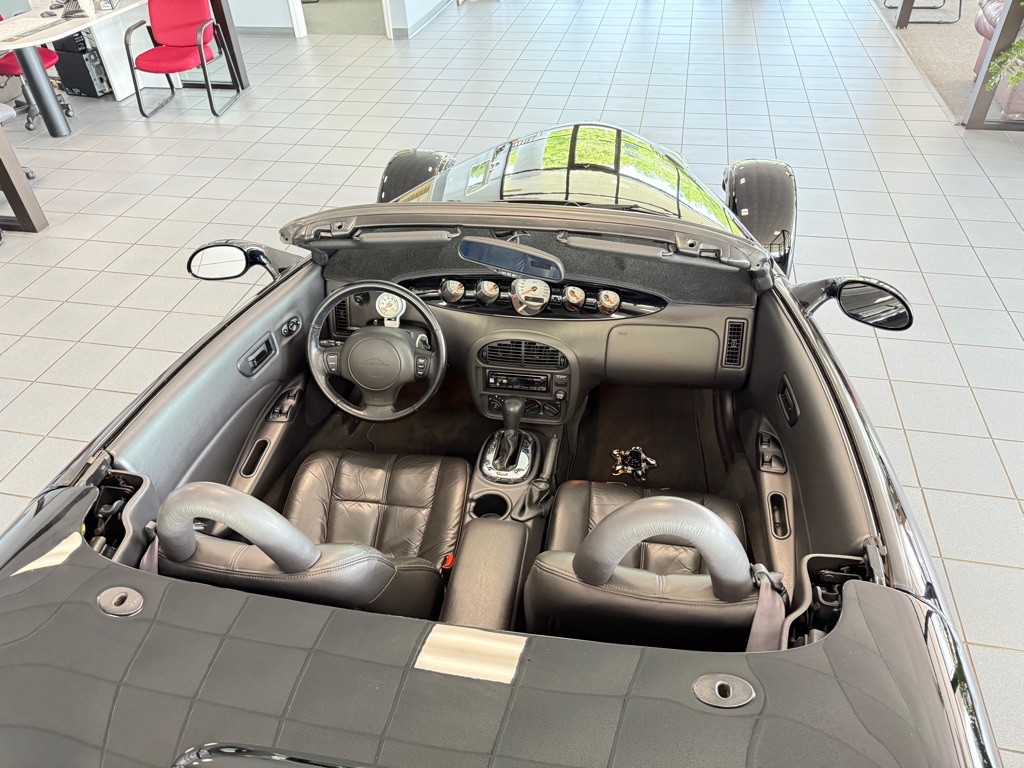 2000 Plymouth Prowler Image 29