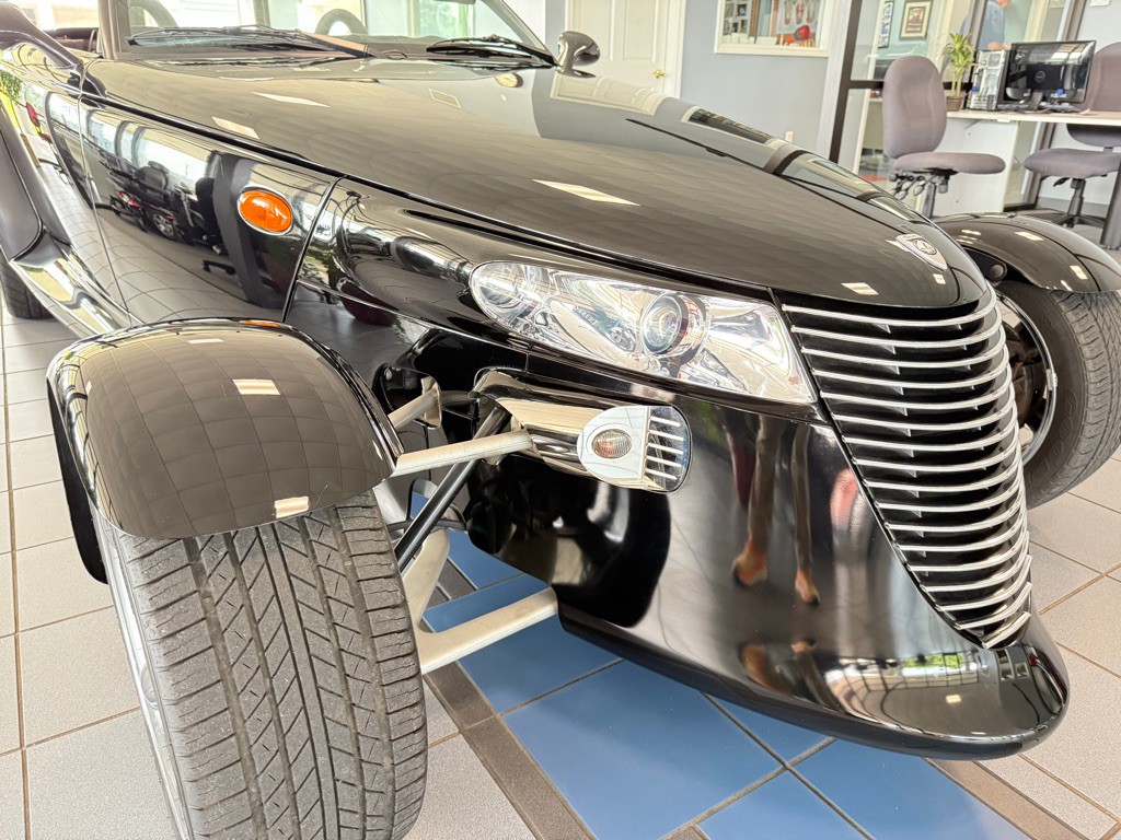 2000 Plymouth Prowler Image 30