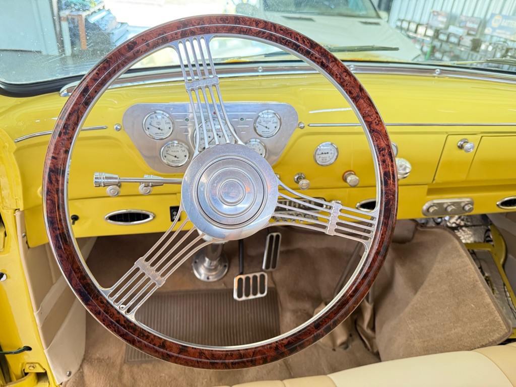 1955 Ford F-100 Image 7
