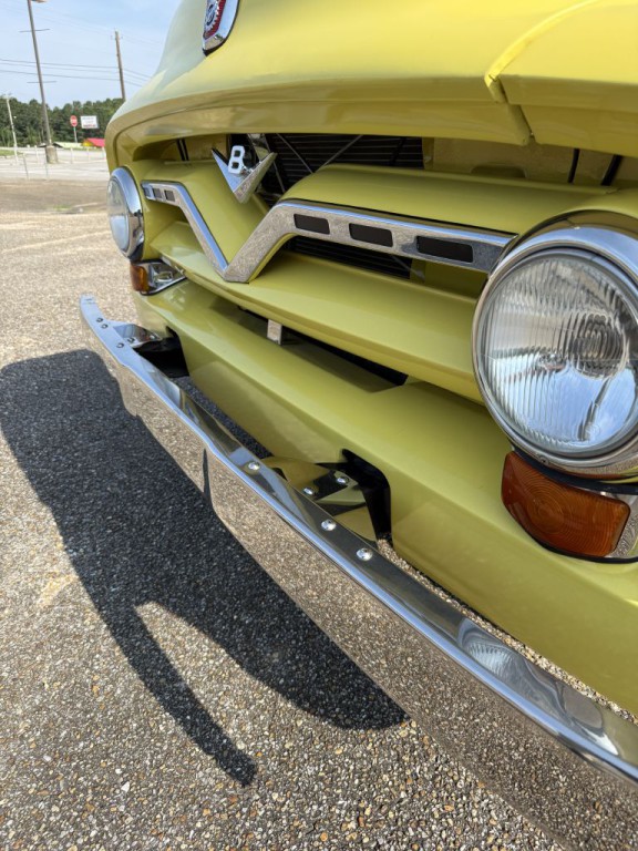 1955 Ford F-100 Image 9