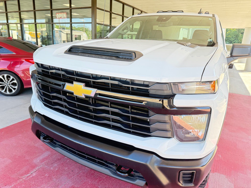2024 Chevrolet Silverado 1500 Image 5