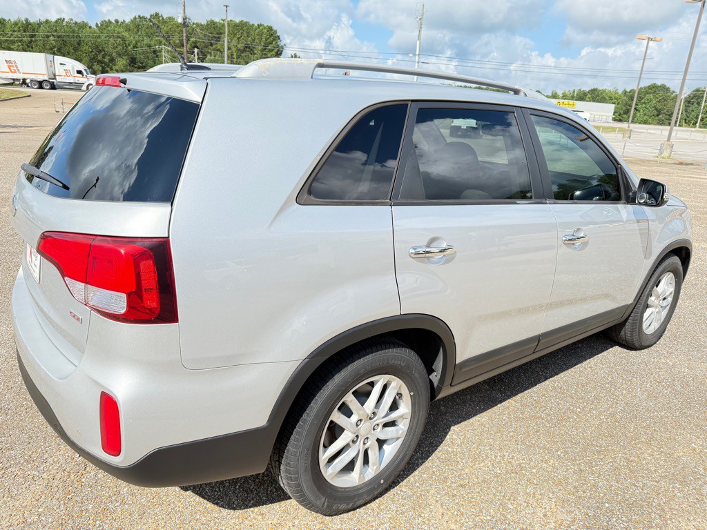 2015 Kia Sorento Image 4