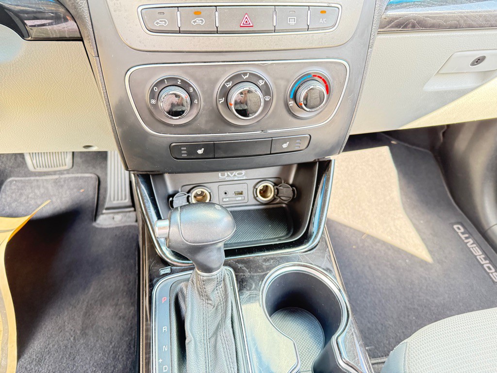 2015 Kia Sorento Image 9