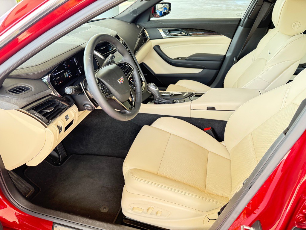 2018 Cadillac CTS Image 11