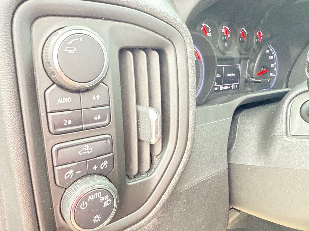 2022 Chevrolet Silverado 1500 Image 12