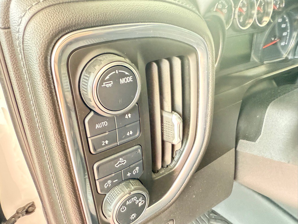 2020 Chevrolet Silverado 1500 Image 14
