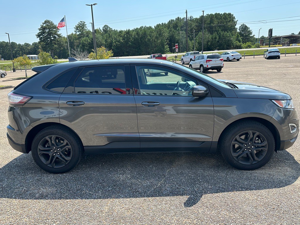 2018 Ford Edge Image 5