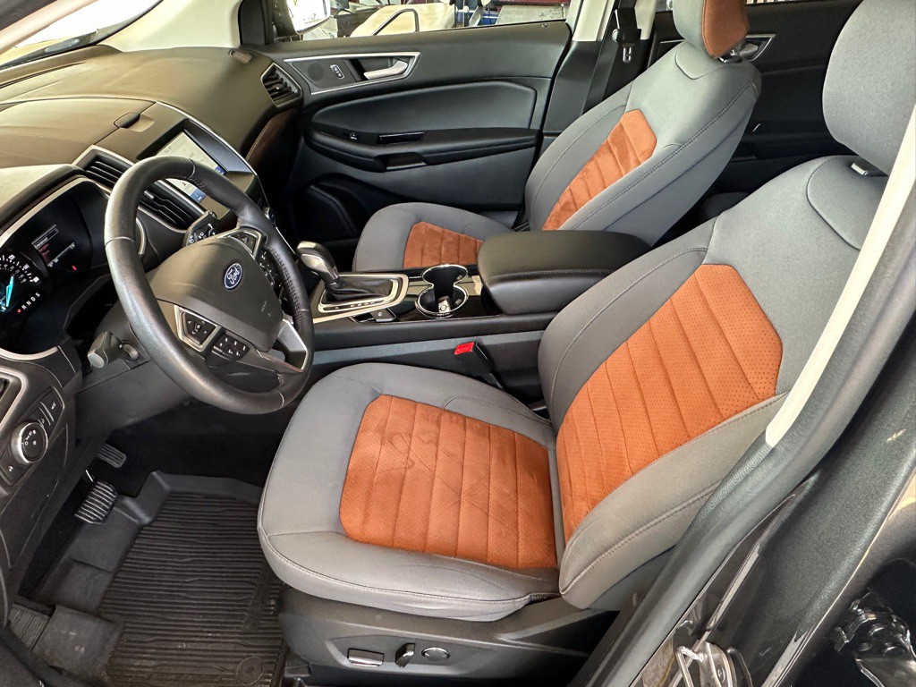 2018 Ford Edge Image 13