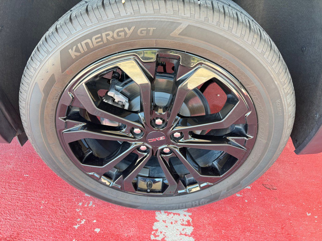 2022 GMC Terrain Image 8