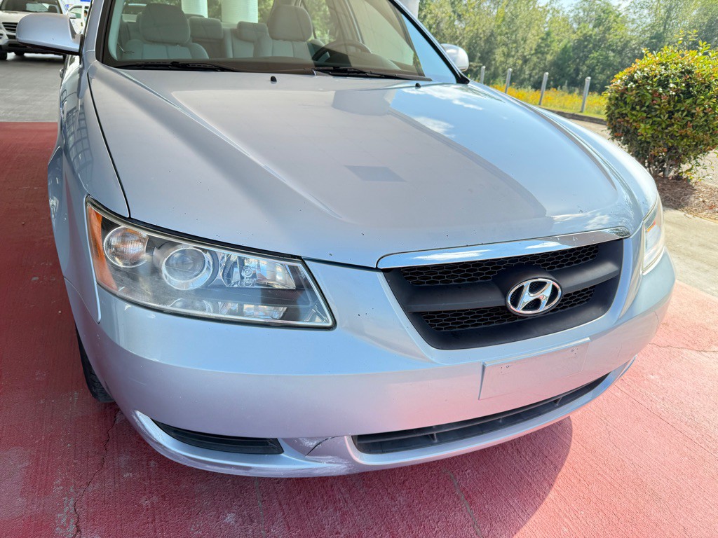 2008 Hyundai Sonata Image 2