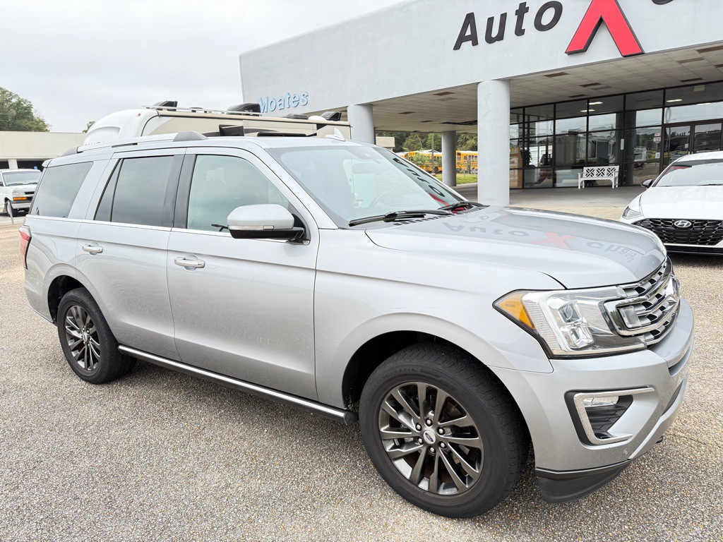 2020 Ford Expedition Image 2