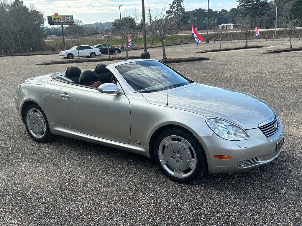 2002 Lexus SC Image 4