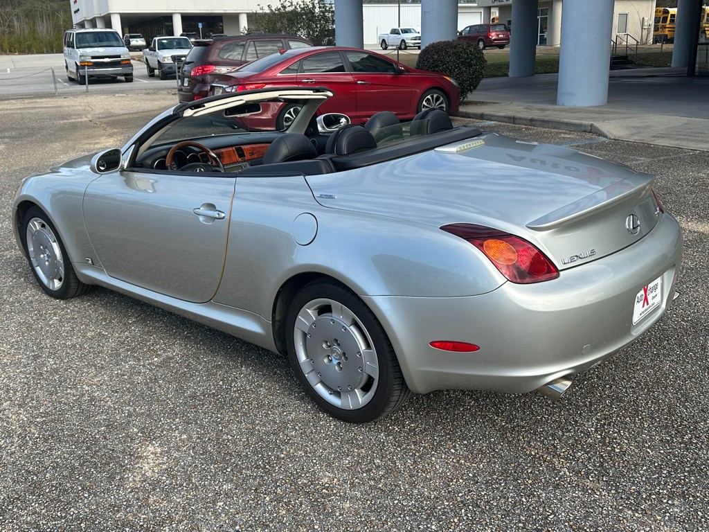 2002 Lexus SC Image 8