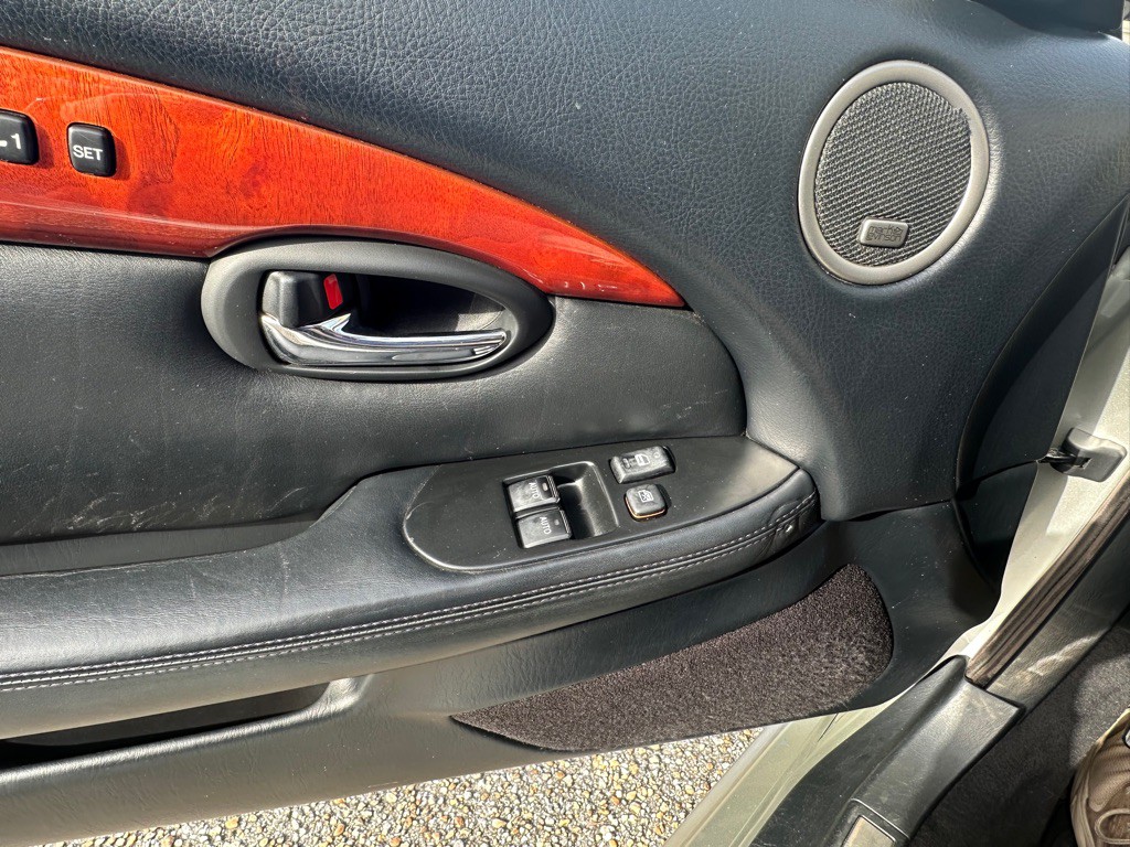 2002 Lexus SC Image 12