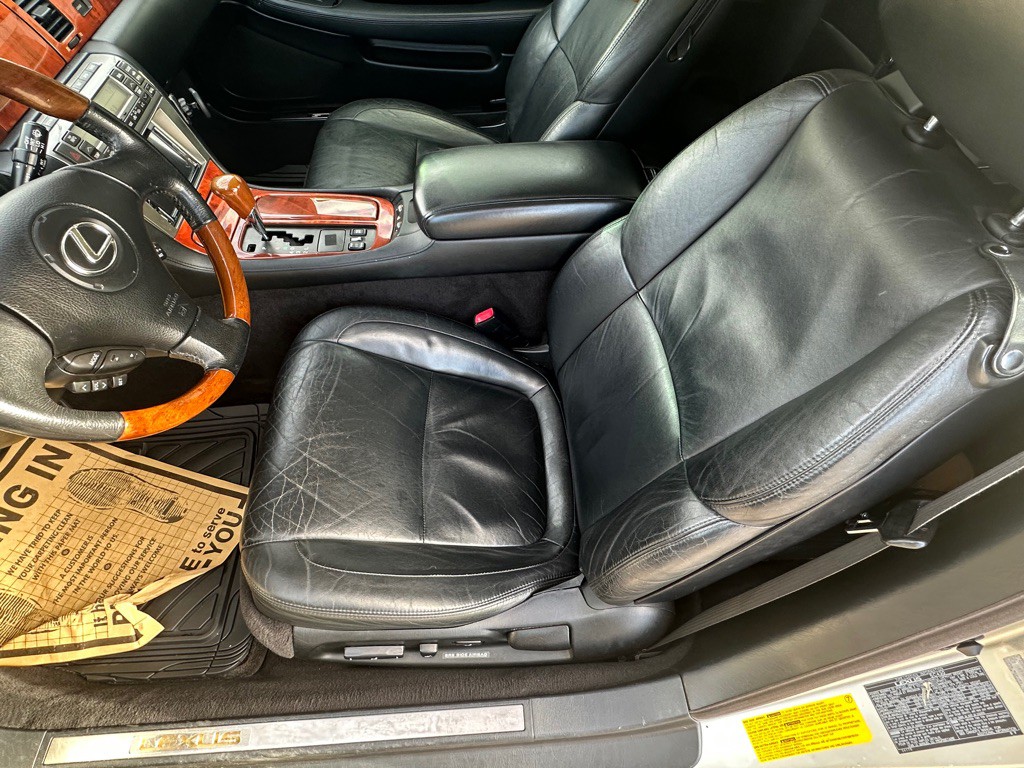 2002 Lexus SC Image 16