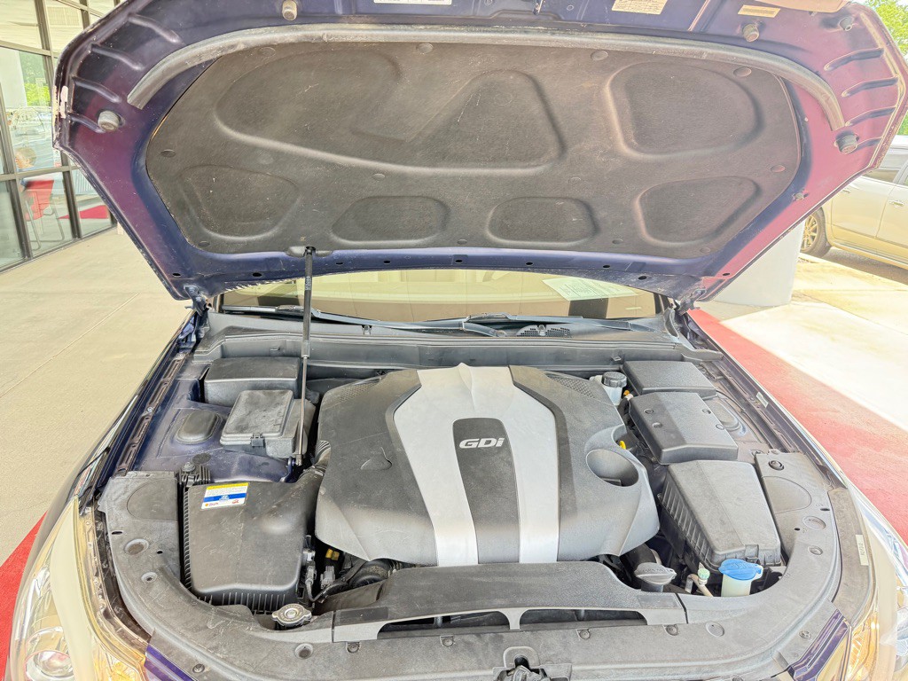 2012 Hyundai Genesis Image 34
