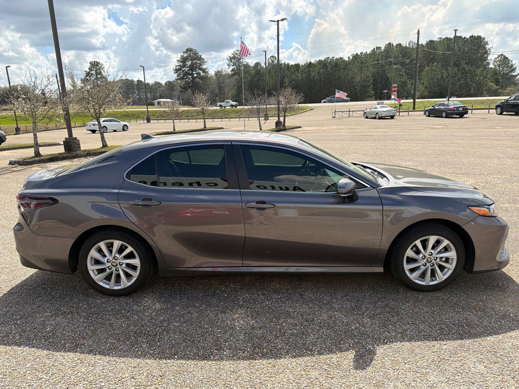 2022 Toyota Camry Image 5
